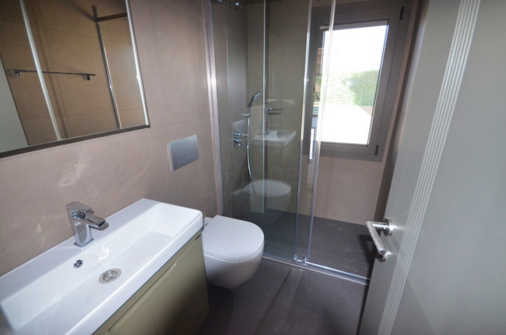 فيلا 4+1 في منطقة فتحية 