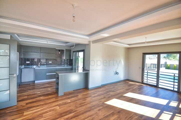 فيلا 4+1 في منطقة فتحية 