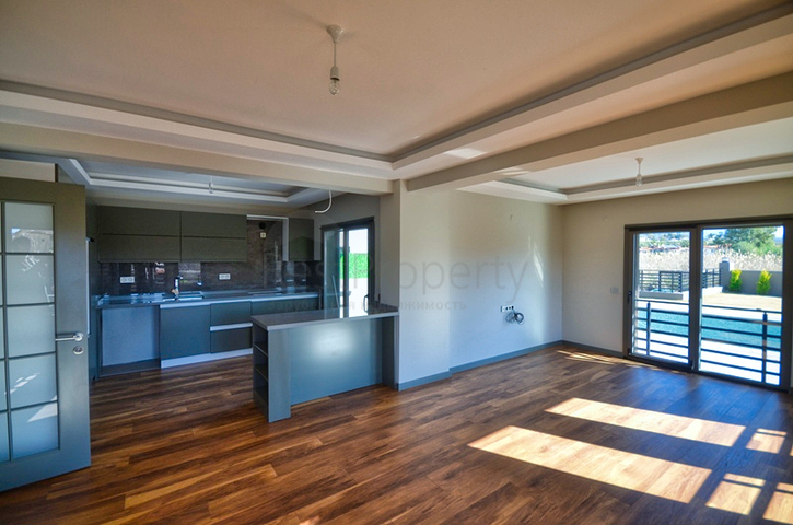 فيلا 4+1 في منطقة فتحية 