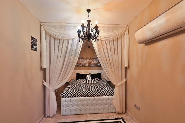 فيلا بحمام سباحة 5+1 في منطقة فتحية 