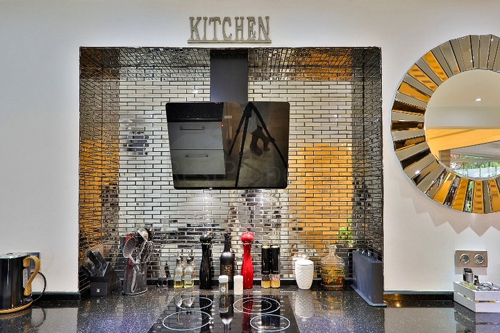 فيلا بحمام سباحة 5+1 في منطقة فتحية 