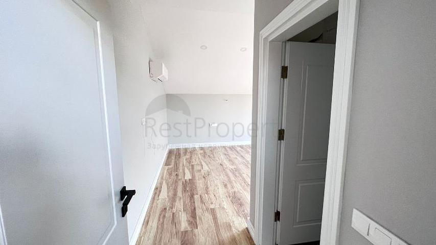 فيلا 5+1 غير مفروشة في منطقة فتحية 