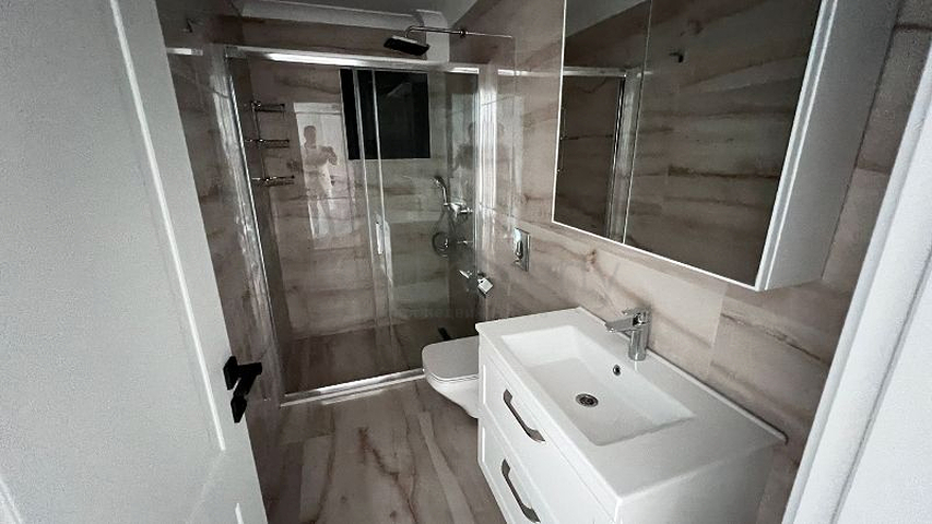 فيلا 5+1 غير مفروشة في منطقة فتحية 