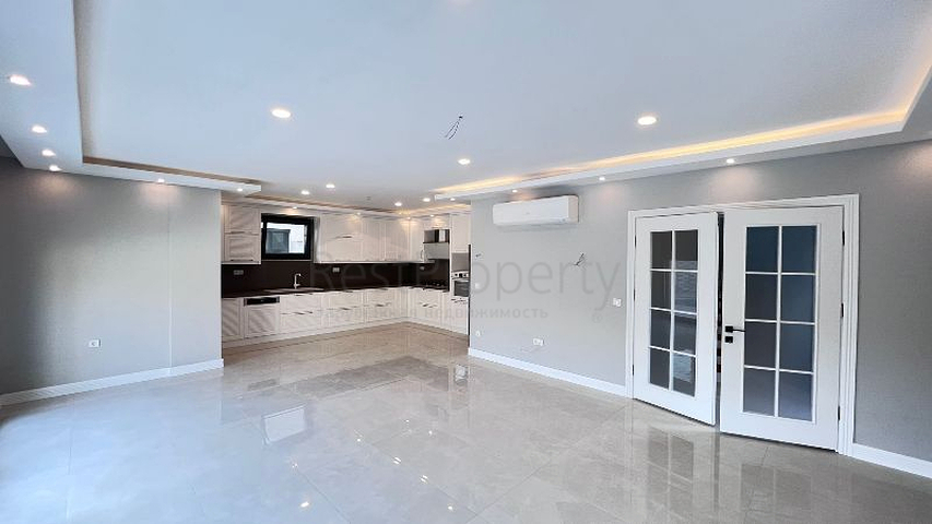 فيلا 5+1 غير مفروشة في منطقة فتحية 