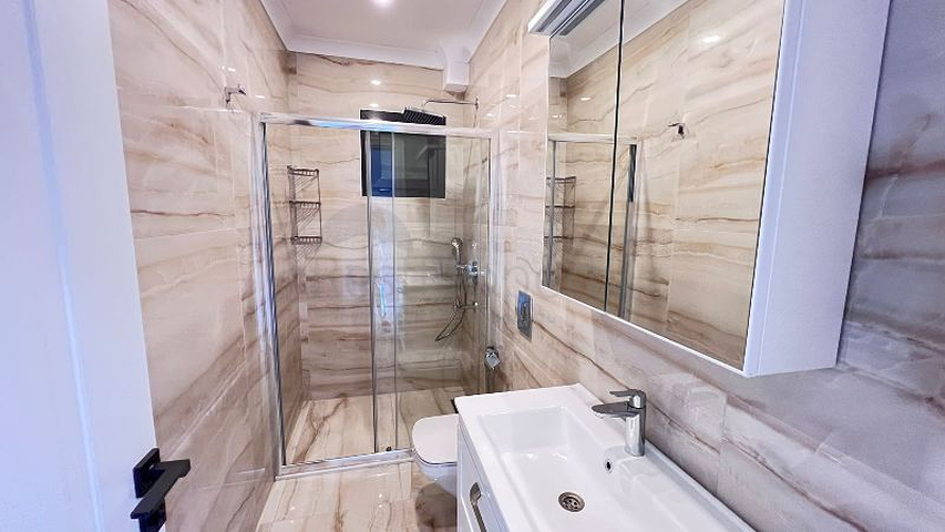 فيلا 5+1 غير مفروشة في منطقة فتحية 