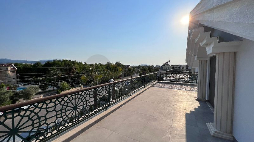 فيلا 5+1 غير مفروشة في منطقة فتحية 