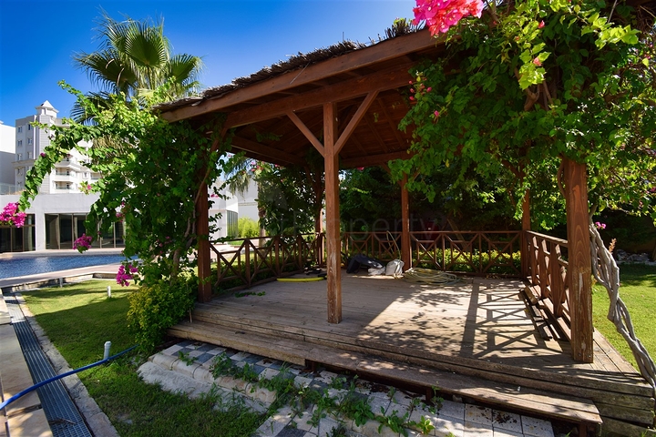 مشروع استثماري في منطقة كوندو-أنطاليا