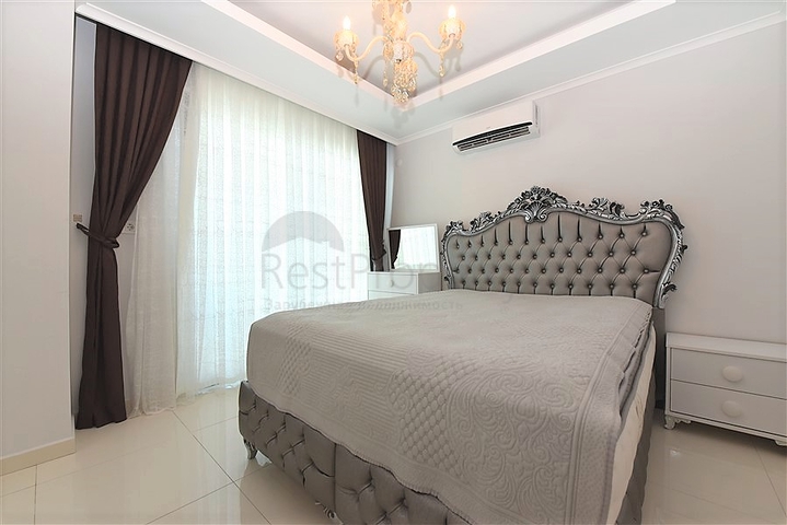 دوبلكس فاخرة ضمن مجمع حديث - قريبة من البحر / مهموتلار / الانيا 