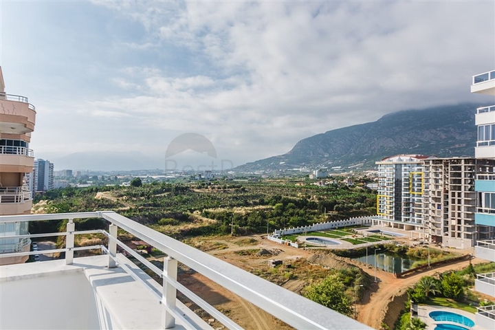 دوبلكس فاخرة ضمن مجمع حديث - قريبة من البحر / مهموتلار / الانيا 