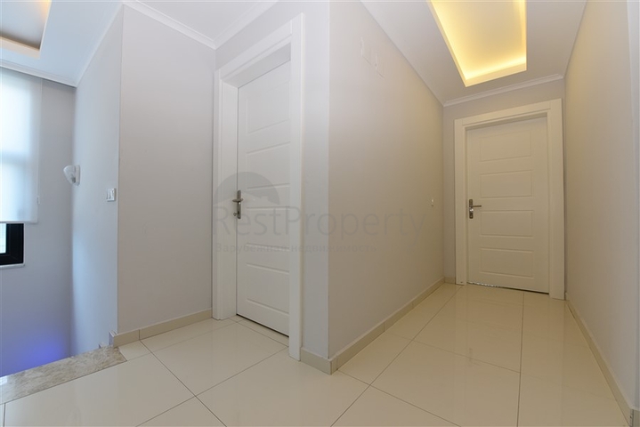 دوبلكس فاخرة ضمن مجمع حديث - قريبة من البحر / مهموتلار / الانيا 