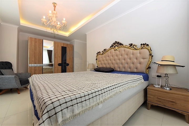 دوبلكس فاخرة ضمن مجمع حديث - قريبة من البحر / مهموتلار / الانيا 