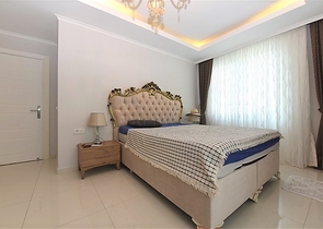 دوبلكس فاخرة ضمن مجمع حديث - قريبة من البحر / مهموتلار / الانيا 