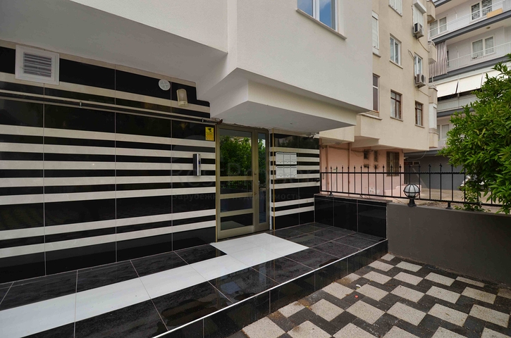 شقة فسيحة 3 + 1 في وسط مدينة أنطاليا