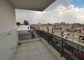 شقة فسيحة 3 + 1 في وسط مدينة أنطاليا