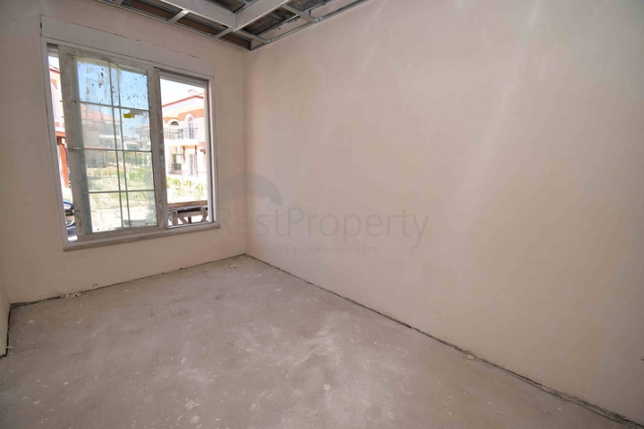 فيلا جديدة 4 + 1 في دوشيمالتي-منطقة أنطاليا 