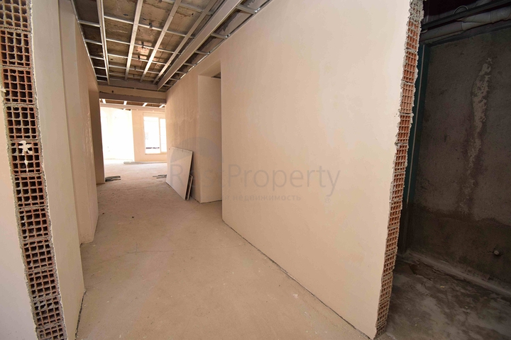 فيلا جديدة 4 + 1 في دوشيمالتي-منطقة أنطاليا 