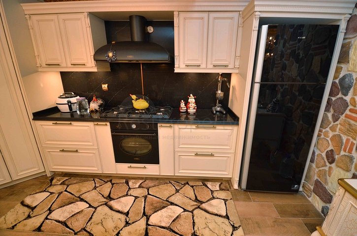 فلل فاخرة ، تخطيط 5 + 2 في ساريسو - حي أنطاليا 