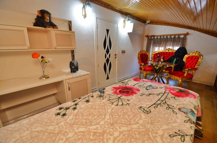 فلل فاخرة ، تخطيط 5 + 2 في ساريسو - حي أنطاليا 