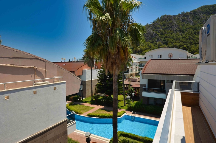 فلل فاخرة ، تخطيط 5 + 2 في ساريسو - حي أنطاليا 