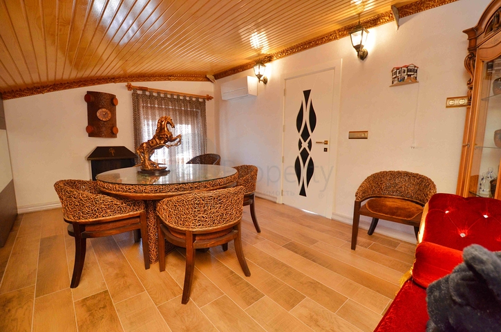 فلل فاخرة ، تخطيط 5 + 2 في ساريسو - حي أنطاليا 