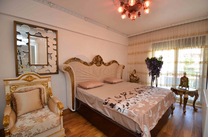 فلل فاخرة ، تخطيط 5 + 2 في ساريسو - حي أنطاليا 