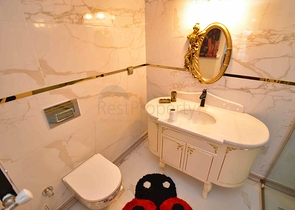 فلل فاخرة ، تخطيط 5 + 2 في ساريسو - حي أنطاليا 