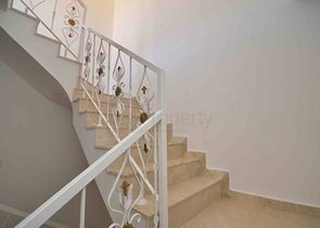 فلل فاخرة ، تخطيط 5 + 2 في ساريسو - حي أنطاليا 