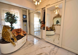 فلل فاخرة ، تخطيط 5 + 2 في ساريسو - حي أنطاليا 