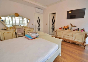 فلل فاخرة ، تخطيط 5 + 2 في ساريسو - حي أنطاليا 