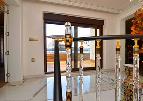 فلل فاخرة ، تخطيط 5 + 2 في ساريسو - حي أنطاليا 