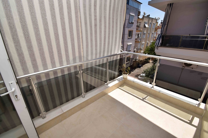 شقة دوبلكس 5 + 2 في وسط مدينة أنطاليا