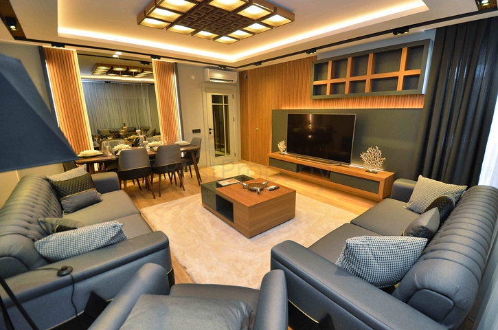 شقق 4+1 في وسط مدينة أنطاليا 