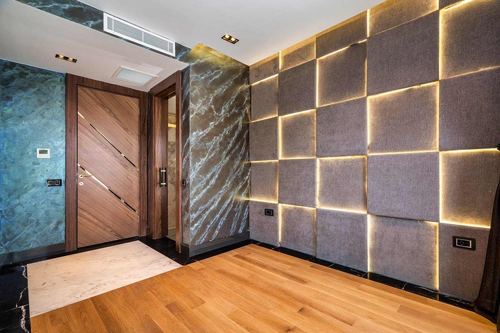 فيلا فسيحة 6 + 1 في منطقة دوشيميالتي-أنطاليا 