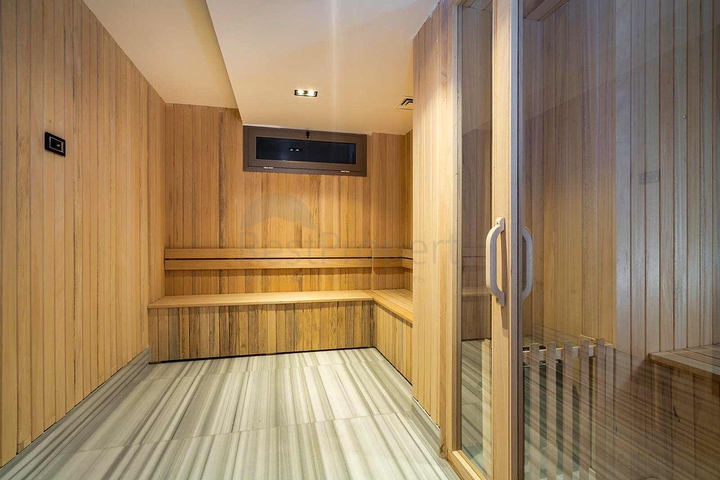 فيلا فسيحة 6 + 1 في منطقة دوشيميالتي-أنطاليا 