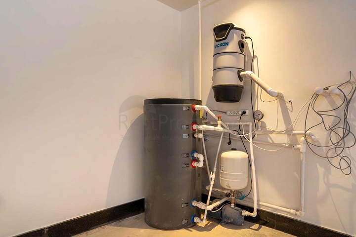 فيلا فسيحة 6 + 1 في منطقة دوشيميالتي-أنطاليا 