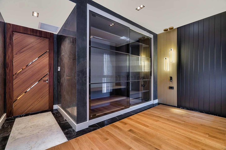 فيلا فسيحة 6 + 1 في منطقة دوشيميالتي-أنطاليا 