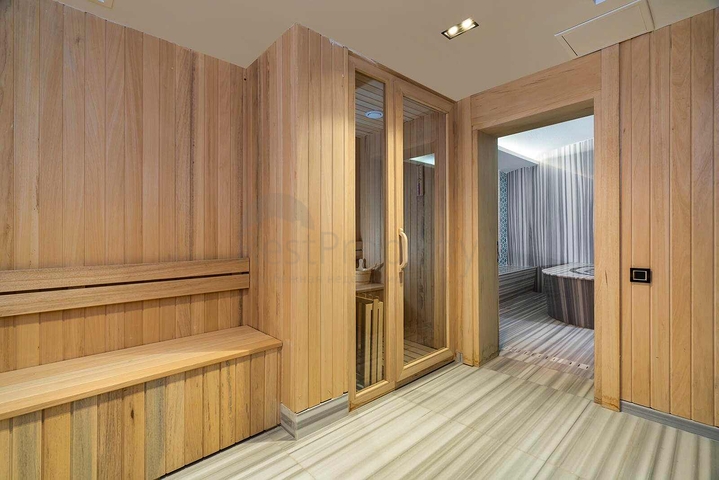 فيلا فسيحة 6 + 1 في منطقة دوشيميالتي-أنطاليا 