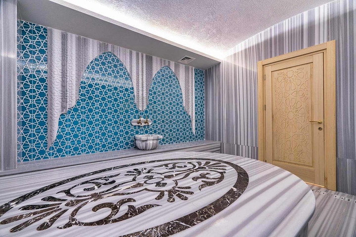 فيلا فسيحة 6 + 1 في منطقة دوشيميالتي-أنطاليا 