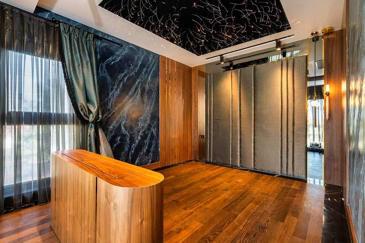 فيلا فسيحة 6 + 1 في منطقة دوشيميالتي-أنطاليا 