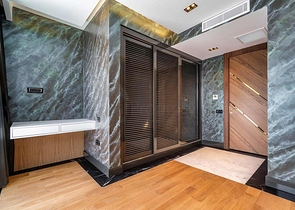 فيلا فسيحة 6 + 1 في منطقة دوشيميالتي-أنطاليا 