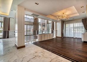 فيلا فسيحة 6 + 1 في منطقة دوشيميالتي-أنطاليا 