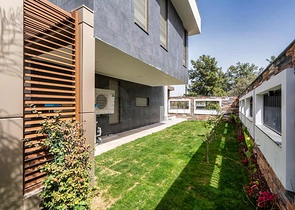 فيلا فسيحة 6 + 1 في منطقة دوشيميالتي-أنطاليا 