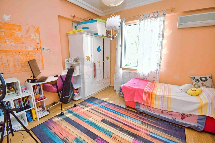 شقة 4 + 1 في حي لارا أنطاليا