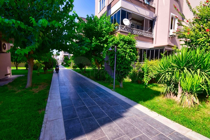 شقة 4 + 1 في حي لارا أنطاليا