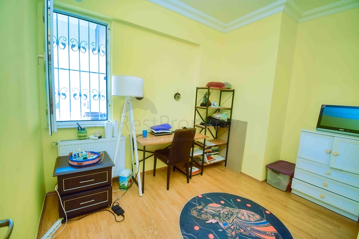 شقة 4 + 1 في حي لارا أنطاليا