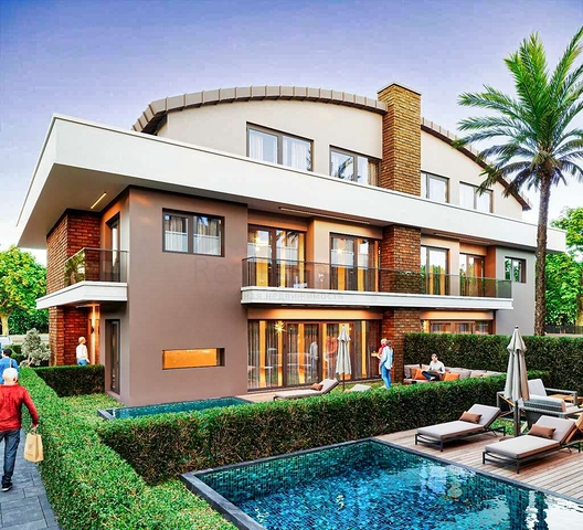 فيلا واسعة 5 + 1 في مول يوسف أنطاليا 