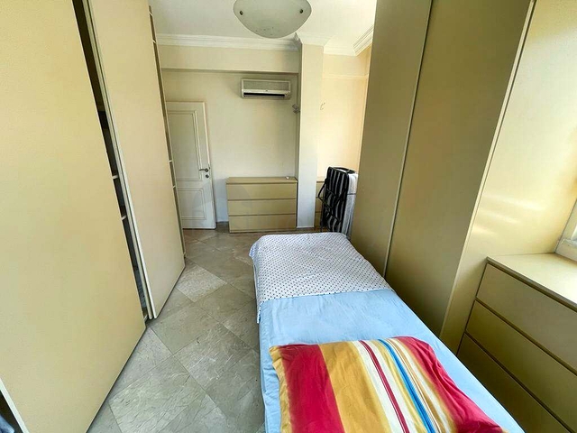 3 + 1 فيلا 320 م2 في منطقة بيليك