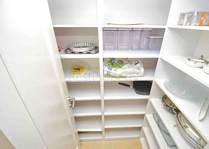 شقة 5 + 1 في حي لارا أنطاليا 