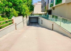 شقة 5 + 1 في حي لارا أنطاليا 