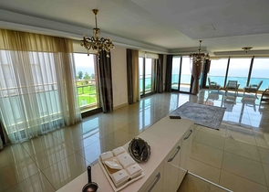 شقة 5 + 1 في حي لارا أنطاليا 